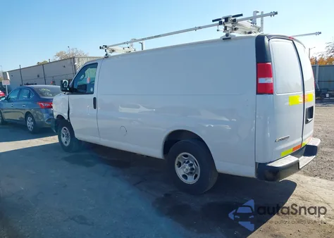 2019 Chevrolet Express 2500 Work Van from USA, damaged, VIN 1GCWGAFP4K1242867